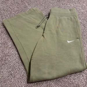 Green Nike Wide Leg Sweatpants | Size L